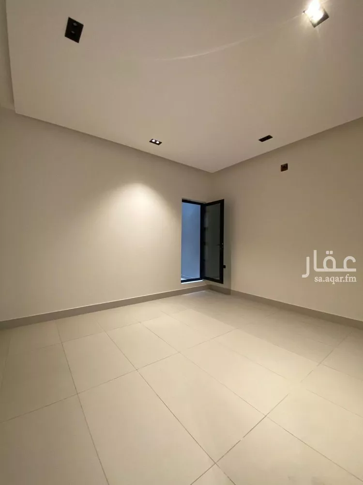 دور للبيع في شارع سلمة بن سلامة, حي الخليج, مدينة الرياض, منطقة الرياض صورة 2