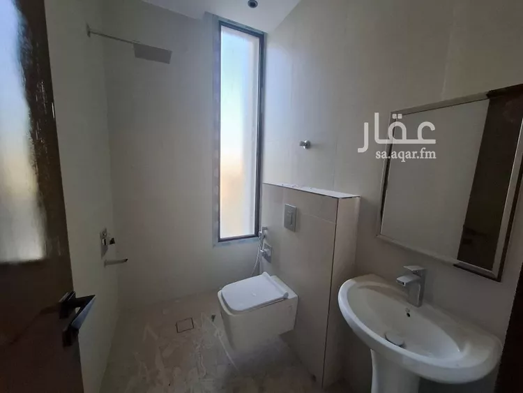 فيلا للبيع في شارع سليمان الحميضي, حي الرمال, مدينة الرياض, منطقة الرياض صورة 2