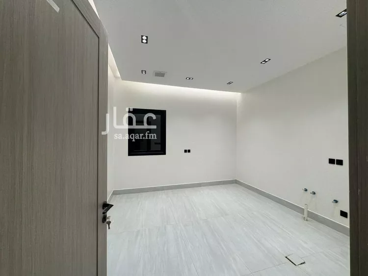 فيلا للبيع في شارع أبي ثابت المدني, حي الرمال, مدينة الرياض, منطقة الرياض صورة 2