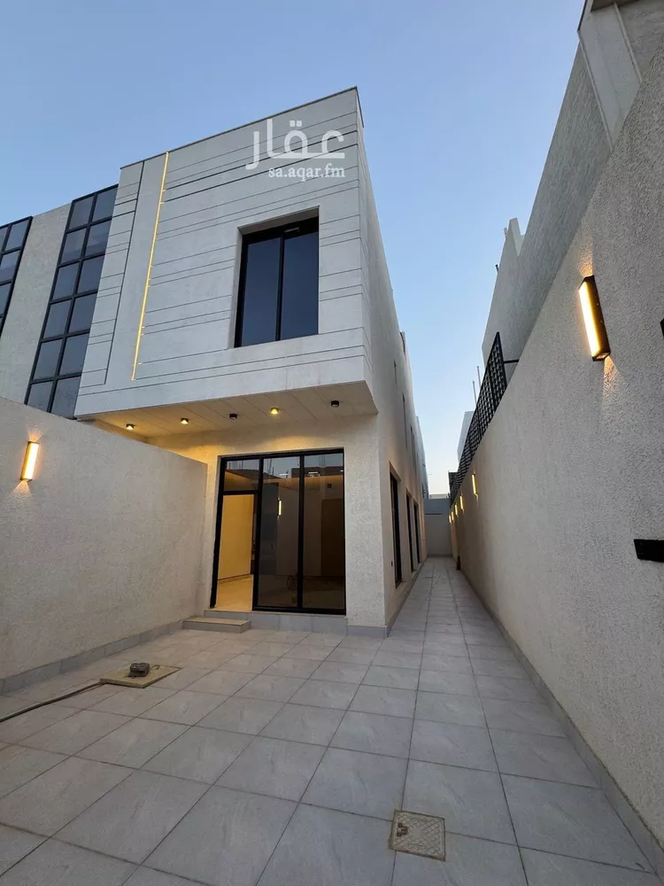 دور للبيع في شارع جبل الذبياني, حي القادسية, مدينة الرياض, منطقة الرياض