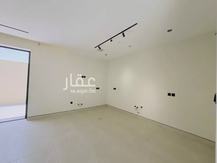 فيلا للبيع في شارع خليج تونس, حي المعيزيلة, مدينة الرياض, منطقة الرياض 1 صورة
