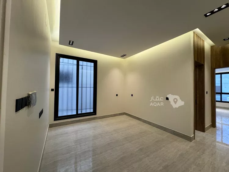 Villa for Sale in Riyadh Al Arid 9