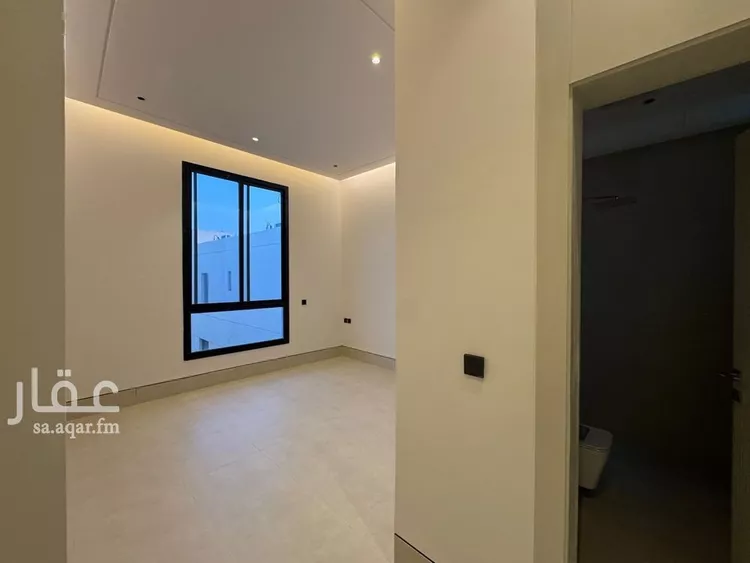 دور للبيع في شارع عبيدالله الفقيه, حي الرمال, مدينة الرياض, منطقة الرياض صورة 2