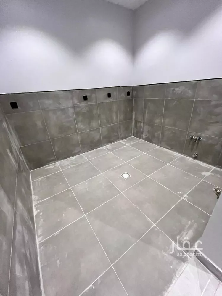 عمارة للإيجار في شارع جبل الأعراف, حي العزيزية, مدينة الرياض, منطقة الرياض 6