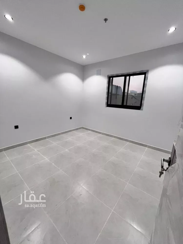 شقة للإيجار في شارع الديوان, حي العزيزية, مدينة الرياض, منطقة الرياض صورة 2