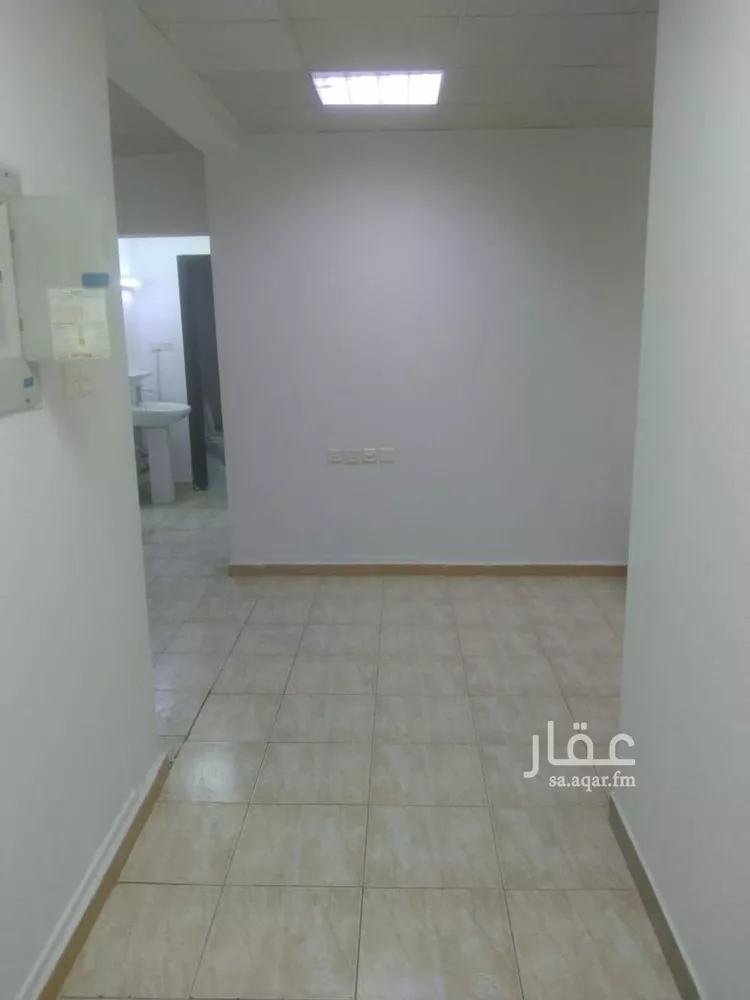 شقة للإيجار في شارع أم رومان, حي الضباط, مدينة الرياض, منطقة الرياض صورة 4