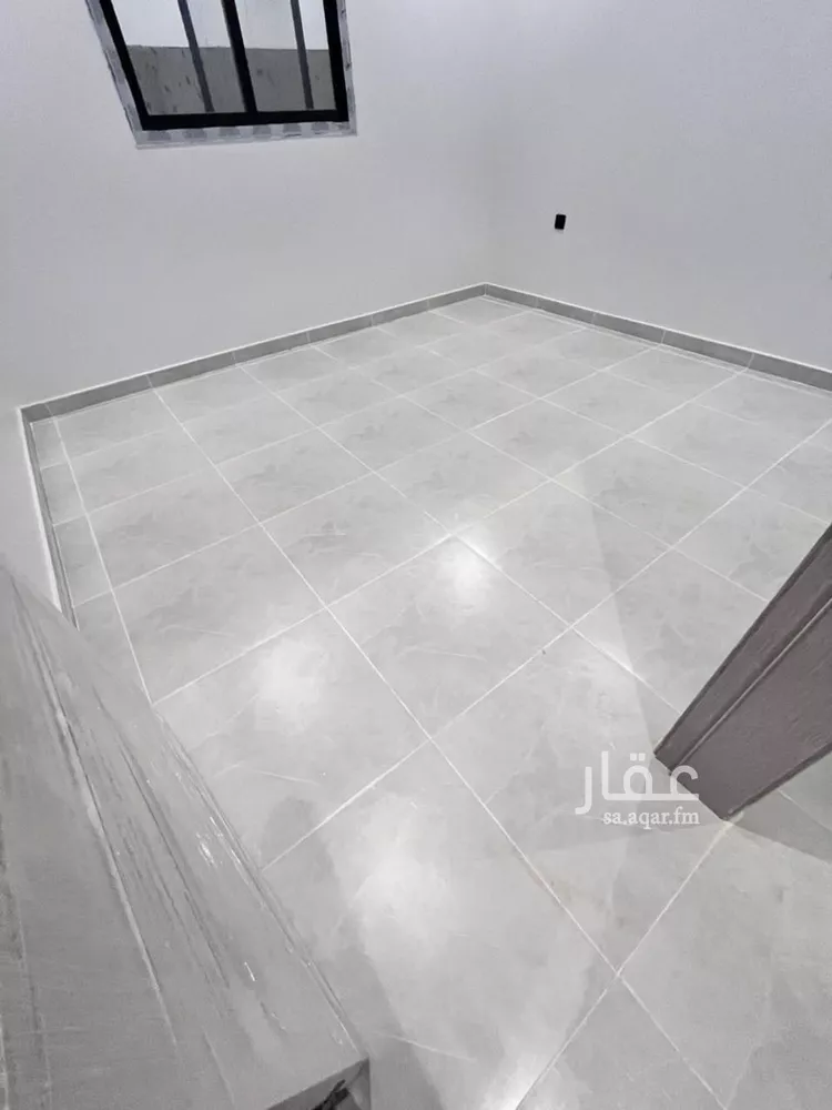 عمارة للإيجار في شارع جبل الأعراف, حي العزيزية, مدينة الرياض, منطقة الرياض صورة 2