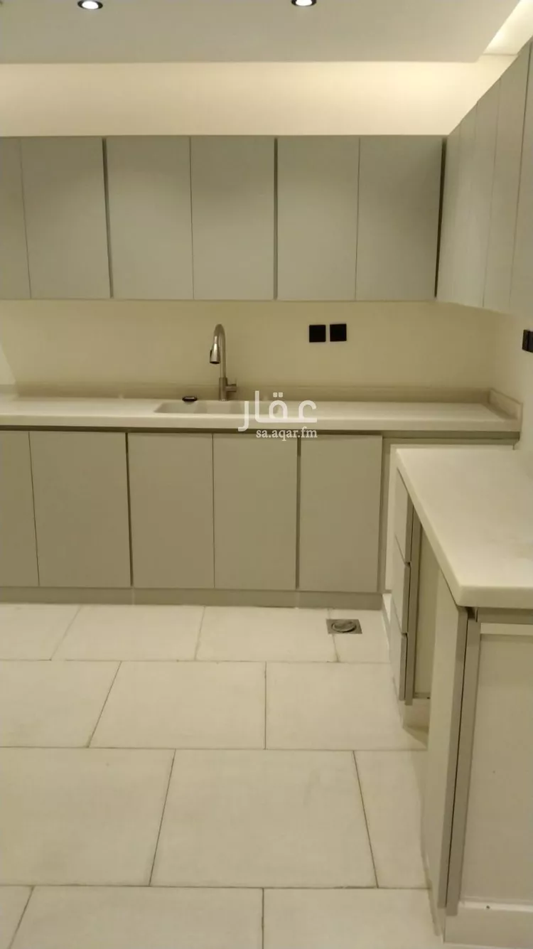 شقة للإيجار في شارع شهاب بن زهير, حي السليمانية, مدينة الرياض, منطقة الرياض صورة 3