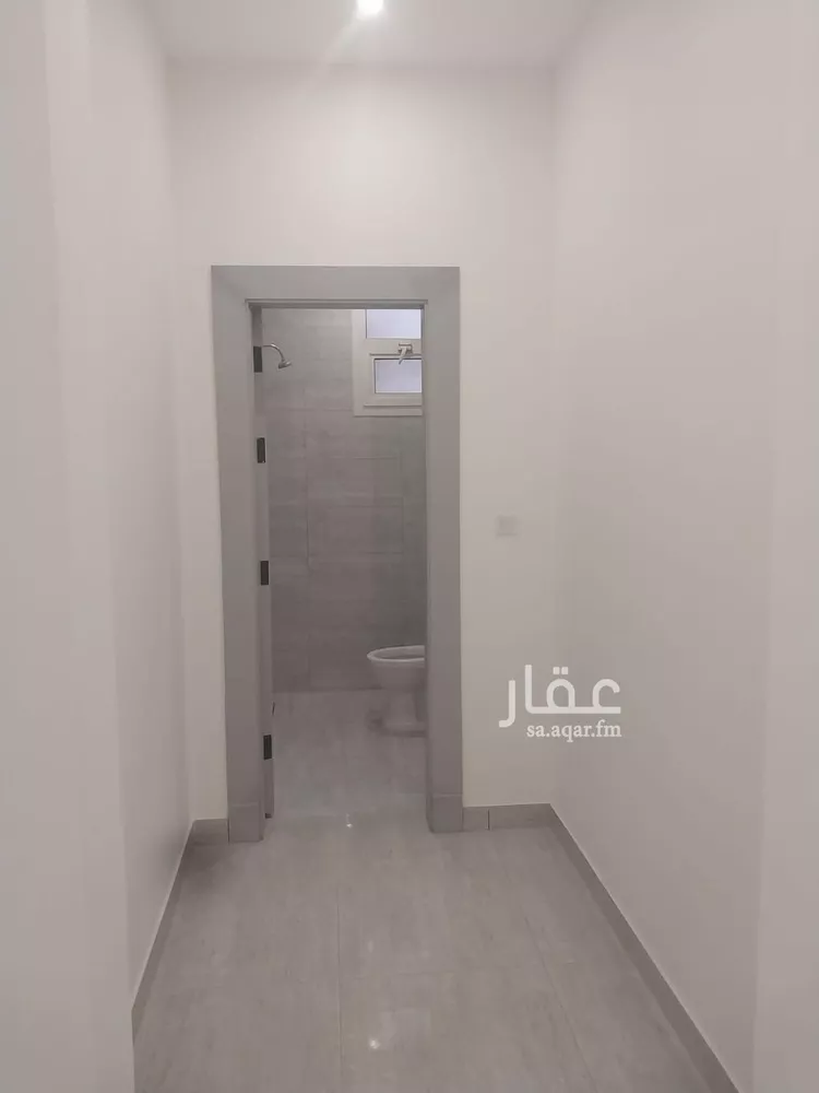 عمارة للإيجار في شارع النصر الفرعي, حي العزيزية, مدينة الرياض, منطقة الرياض صورة 5