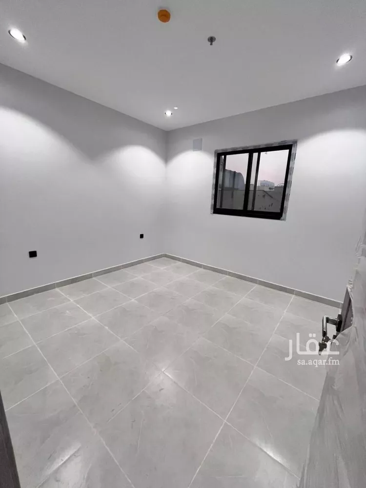 شقة للإيجار في شارع مسلا, حي العزيزية, مدينة الرياض, منطقة الرياض