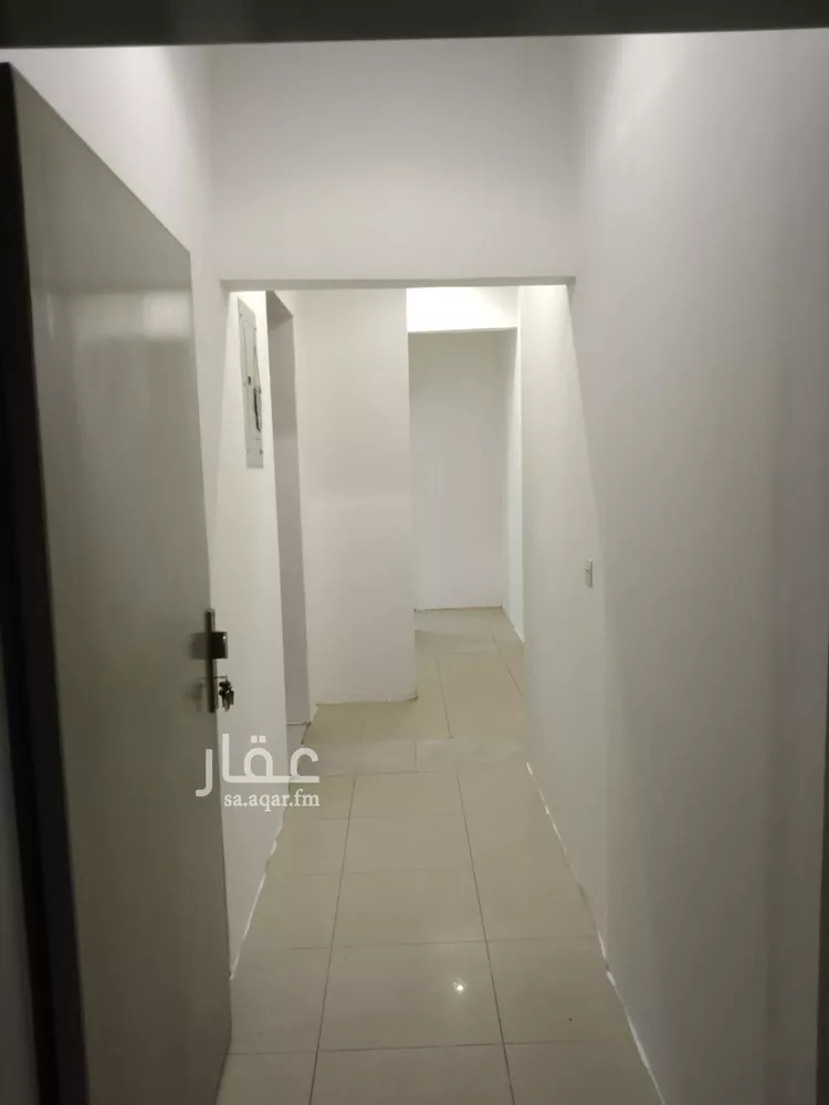 شقة للإيجار في شارع قلعة أيوب, حي الضباط, مدينة الرياض, منطقة الرياض