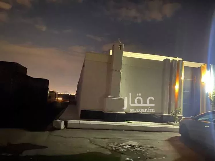 Floor for Sale in Hail Al Badnah 6
