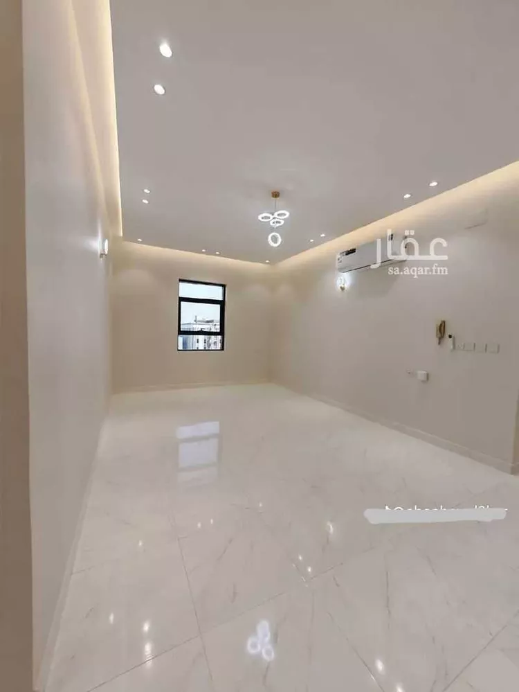 Floor for Sale in Jazan Al Matar
