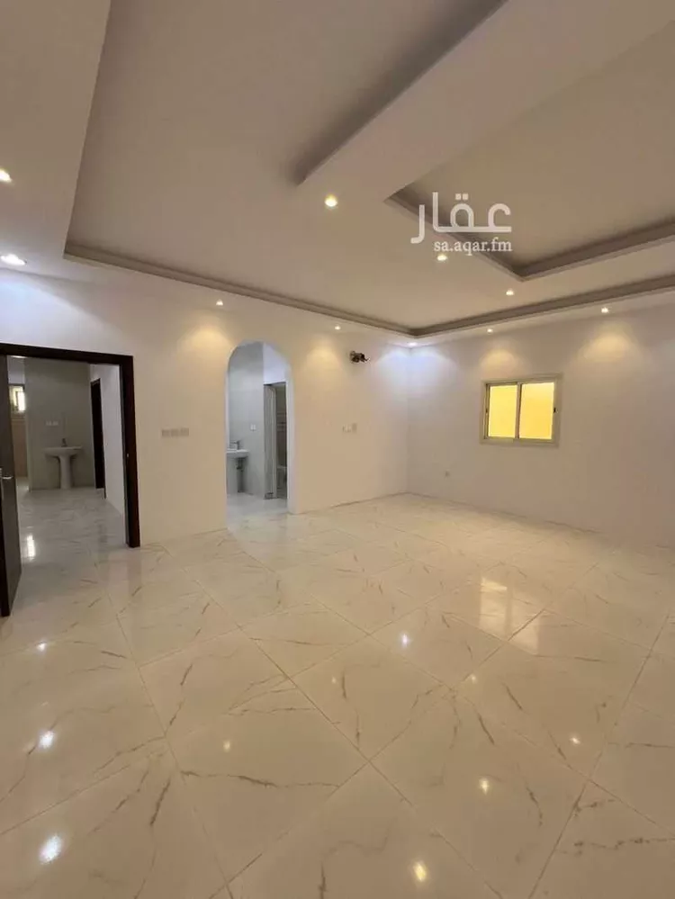 دور للبيع في شارع احمد بن سعيد الصيفي, حي الكوثر, مدينة الخبر, المنطقة الشرقية 8