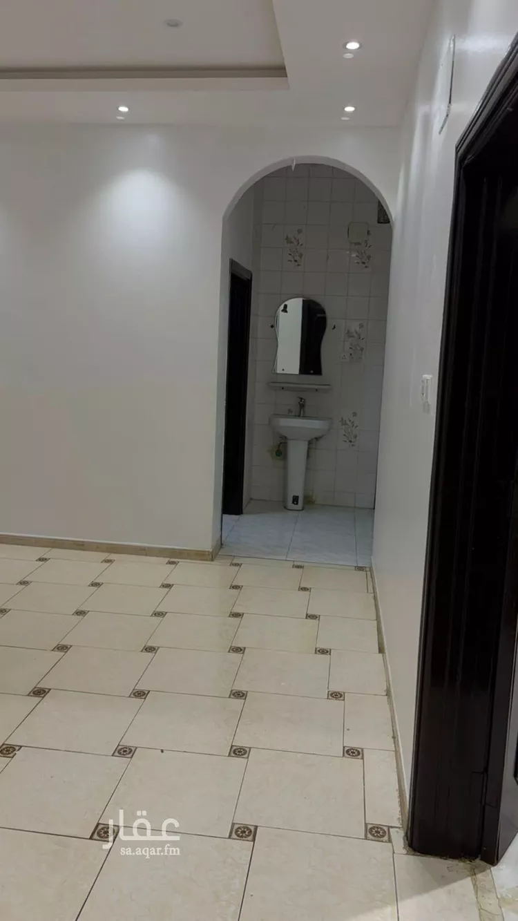 شقة للإيجار في شارع رقم 72, حي العزيزية, مدينة الرياض, منطقة الرياض