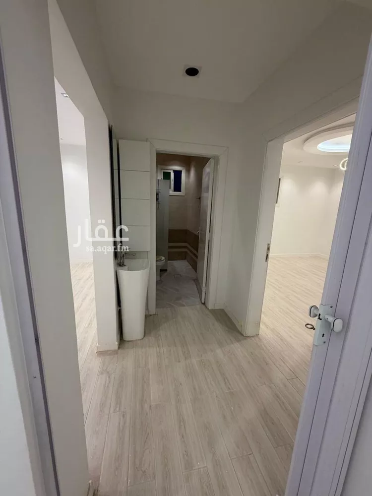 شقة للإيجار في شارع عبدالله بن مرخان, حي قرطبة, مدينة الرياض, منطقة الرياض صورة 2