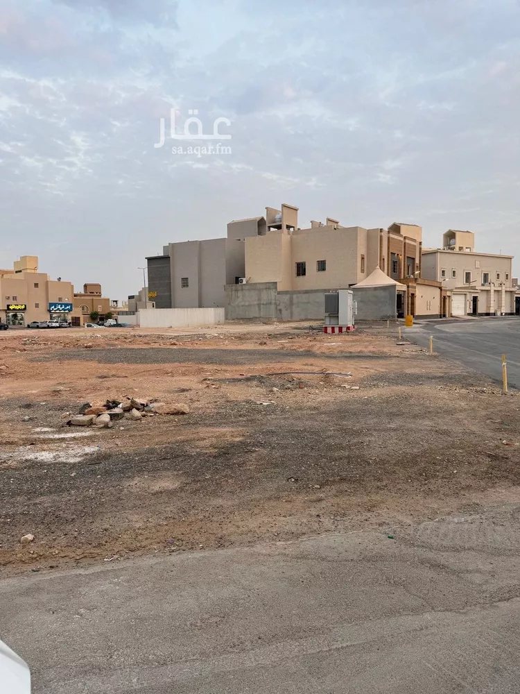 Land for Sale in Riyadh Al Mahdiyah صورة 3