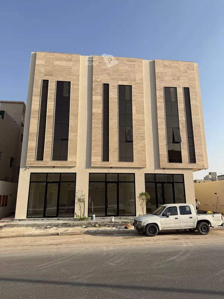 Building for Sale in Riyadh Al Mahdiyah