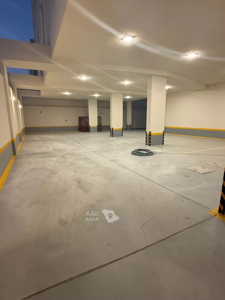 Building for Sale in Riyadh Al Mahdiyah 8