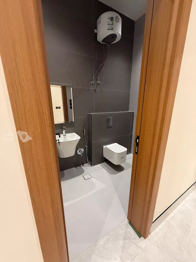 Building for Sale in Riyadh Al Mahdiyah 15