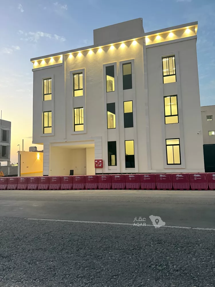Building for Sale in Riyadh Al Mahdiyah