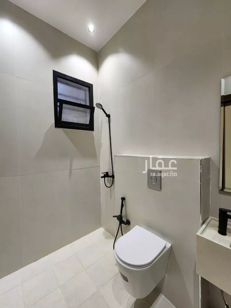 Floor for Rent in Riyadh Al Janadriyah صورة 5