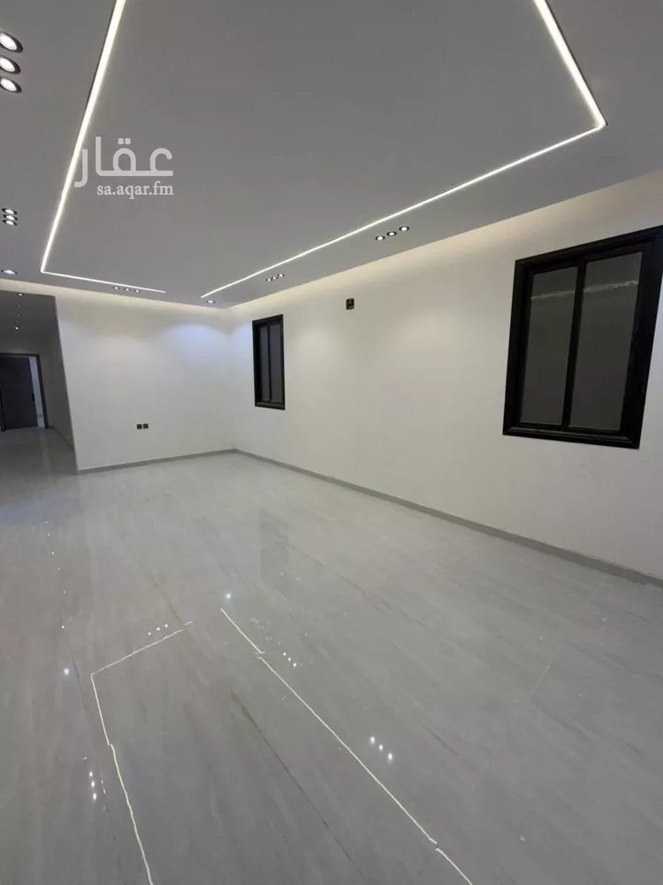 Floor for Sale in Riyadh Ash Sharq 9