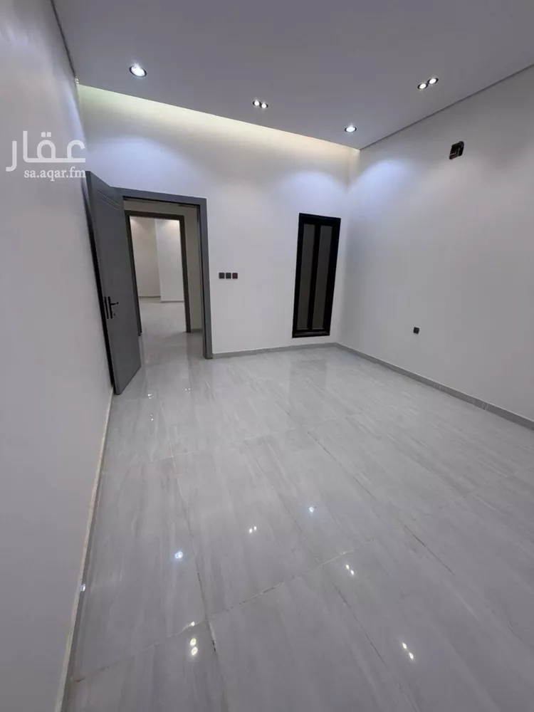 Floor for Sale in Riyadh Ash Sharq 11