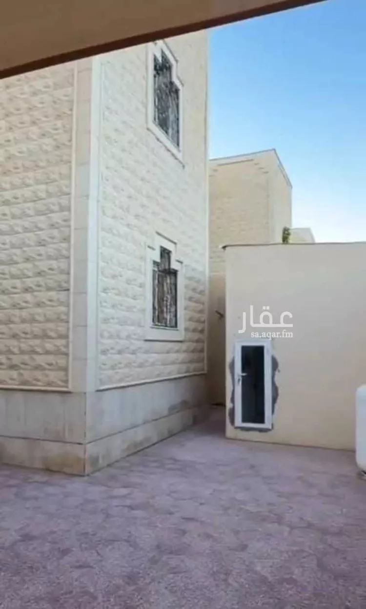 فيلا للبيع في شارع غياث بن فارس, حي الريان, مدينة بريدة, منطقة القصيم صورة 5