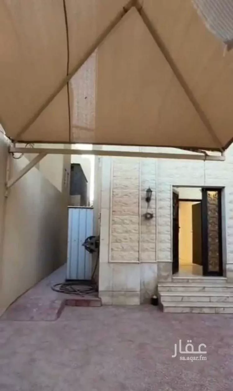 فيلا للبيع في شارع غياث بن فارس, حي الريان, مدينة بريدة, منطقة القصيم صورة 3