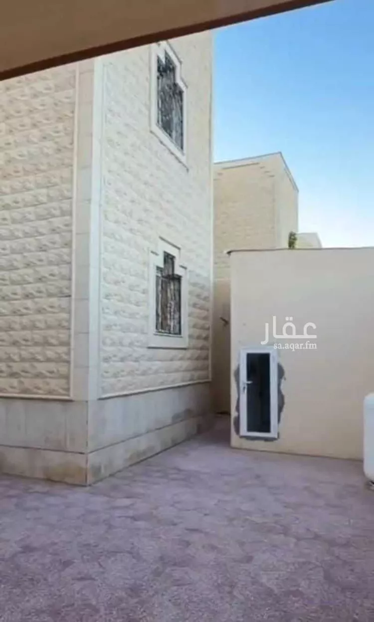 فيلا للبيع في شارع غياث بن فارس, حي الريان, مدينة بريدة, منطقة القصيم صورة 4