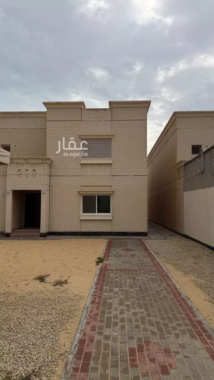 فيلا للإيجار في شارع الرواء ، حي جلمودة ، الجبيل ، الجبيل