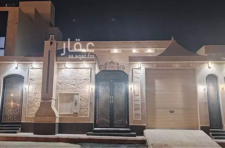 فيلا للبيع في شارع عبدالرحمن سكيكر, حي المهدية, مدينة الرياض, منطقة الرياض 7