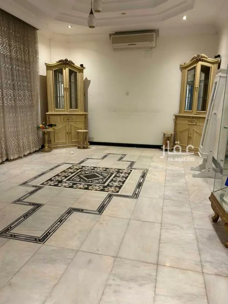 فيلا للبيع في شارع أبي جعفر بن رزيق, حي الزهرة, مدينة الرياض, منطقة الرياض صورة 3