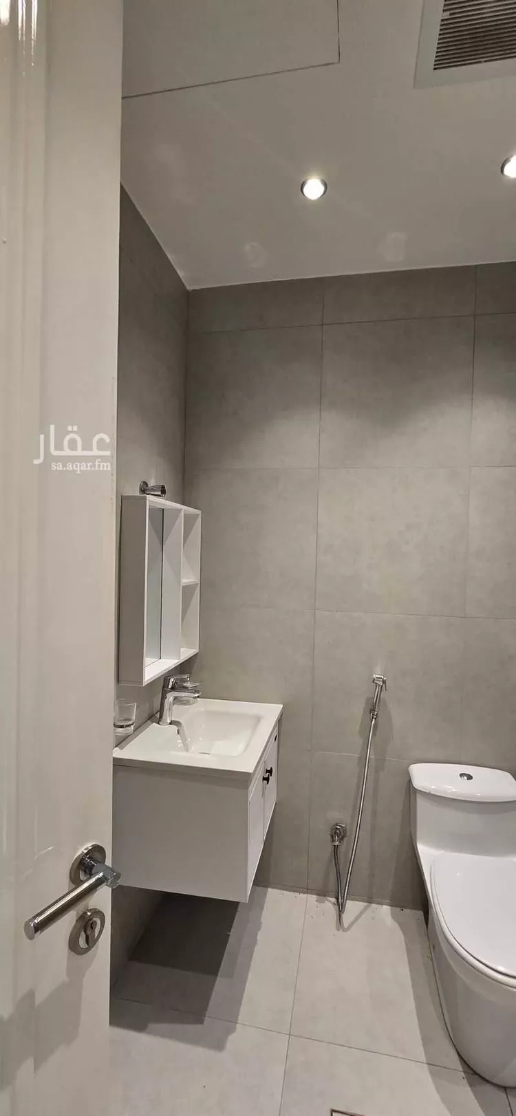 شقة للإيجار في شارع الافاضله, حي الملقا, مدينة الرياض, منطقة الرياض 7