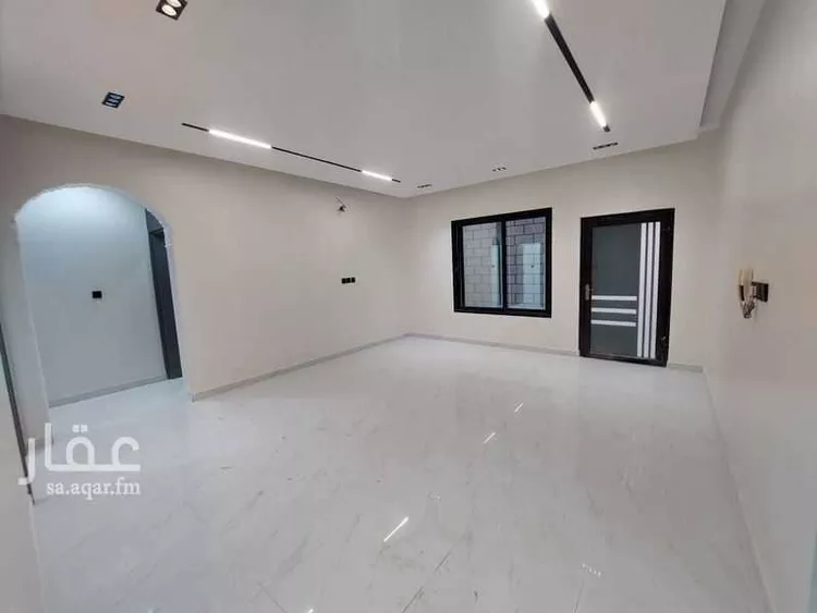 شقة للبيع في شارع حيان بن ملة, حي أحد, مدينة الدمام, المنطقة الشرقية صورة 2