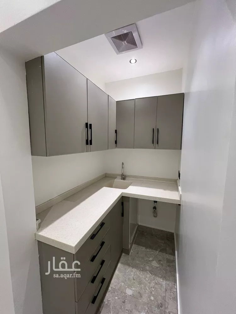 شقة للإيجار في شارع محمد عمر توفيق, حي العارض, مدينة الرياض, منطقة الرياض صورة 4