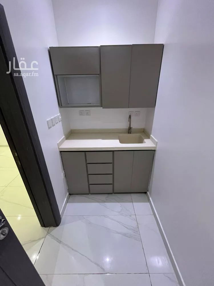 شقة للإيجار في شارع أحمد بن عمرو بن السرح, حي النرجس, مدينة الرياض, منطقة الرياض صورة 4