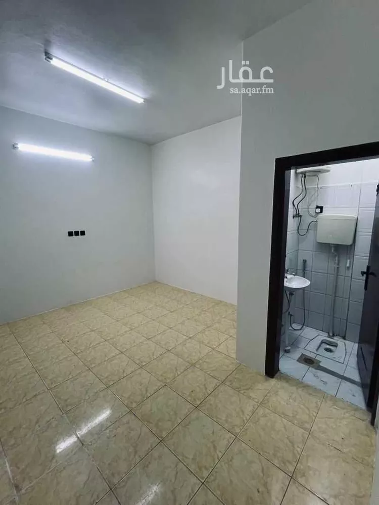 شقة للإيجار في شارع ابي حنيفه, حي العريجاء الأوسط, مدينة الرياض, منطقة الرياض صورة 4