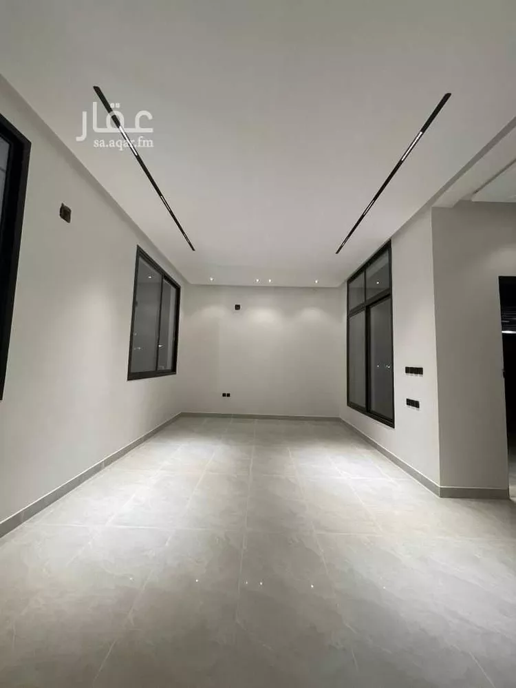 دور للبيع في شارع احمد بن سعادة, حي الرمال, مدينة الرياض, منطقة الرياض صورة 4