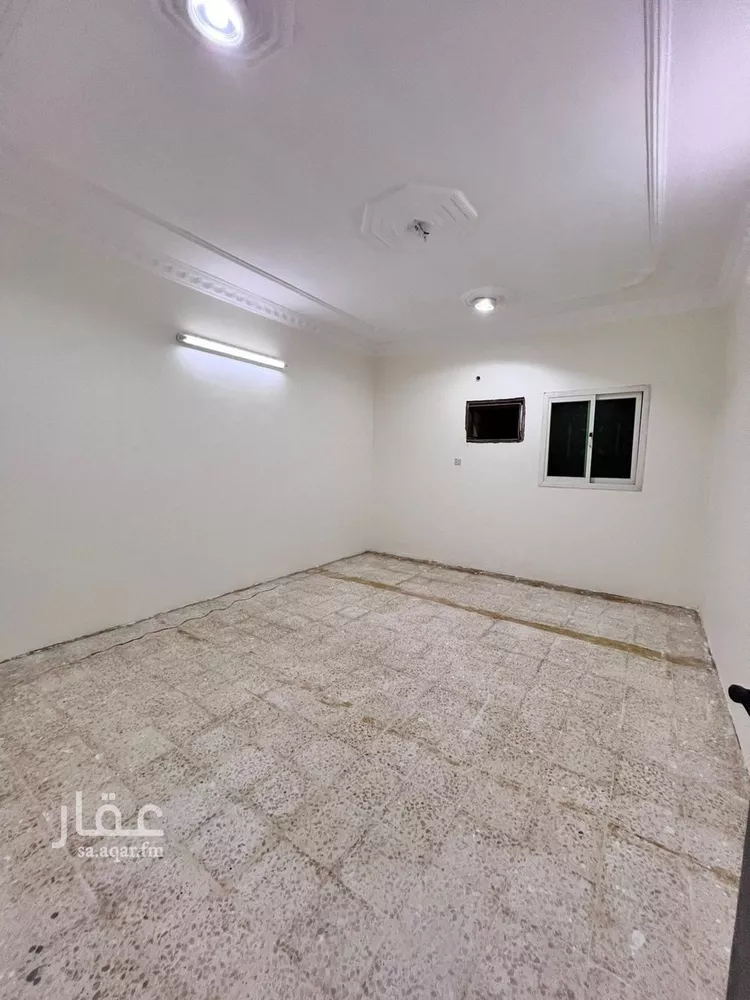 فيلا للبيع في شارع النقيل, حي ظهرة لبن, مدينة الرياض, منطقة الرياض صورة 3