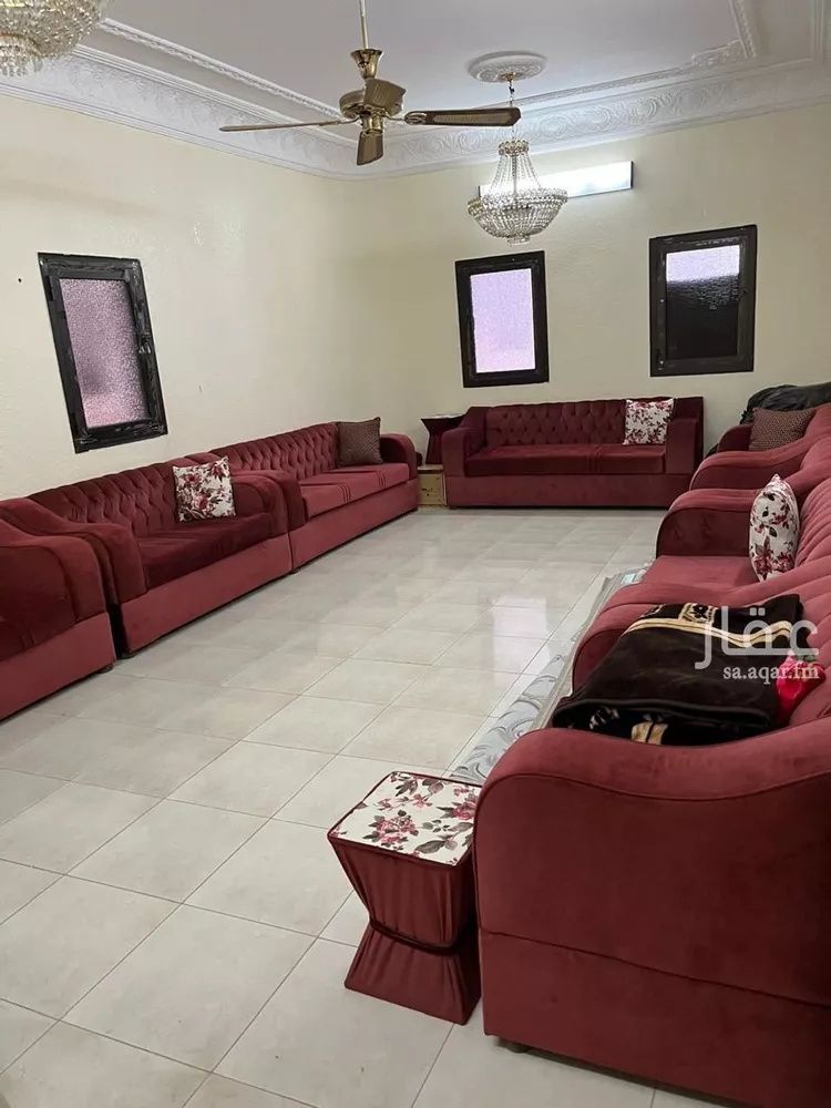 فيلا للبيع في شارع شارع العرقوبه, حي الشرقية, مدينة أبها, منطقة عسير صورة 4