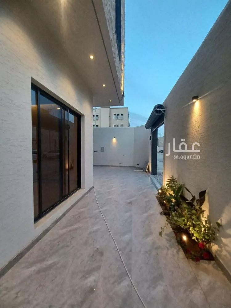 فيلا للبيع في شارع حسن فدعق, حي العارض, مدينة الرياض, منطقة الرياض 19