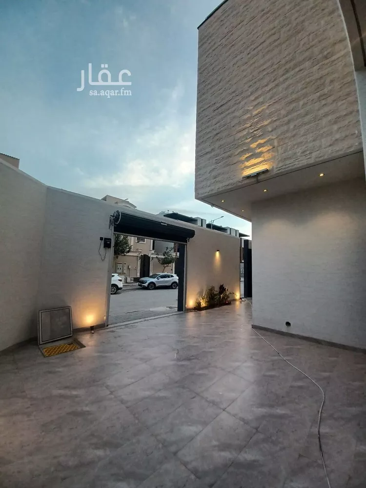 فيلا للبيع في شارع حسن فدعق, حي العارض, مدينة الرياض, منطقة الرياض صورة 3