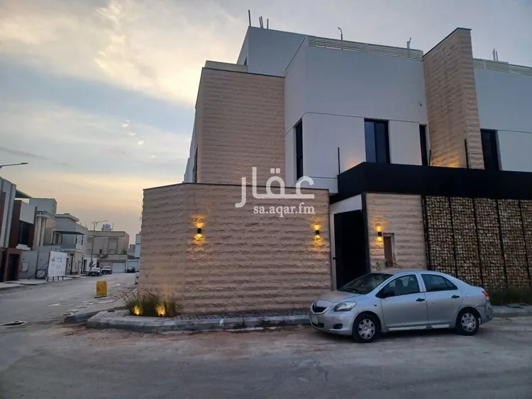 فيلا للبيع في شارع حسن فدعق, حي العارض, مدينة الرياض, منطقة الرياض