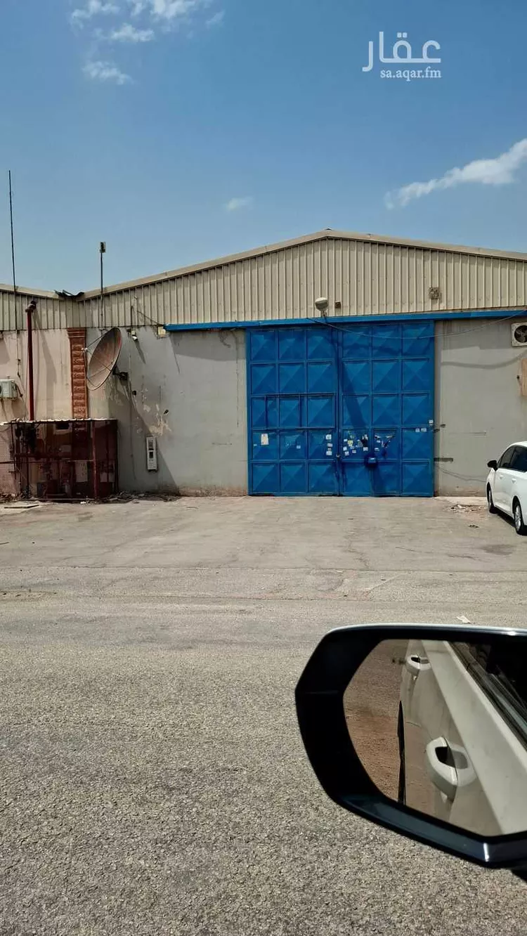 مستودع للإيجار في شارع الجامعة, حي السلي, مدينة الرياض, منطقة الرياض