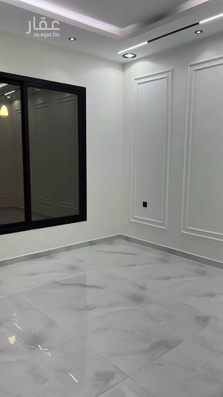 عمارة للبيع في شارع رقم 236, حي ظهرة لبن, مدينة الرياض, منطقة الرياض صورة 2