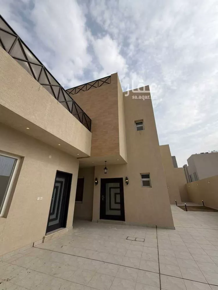 فيلا للبيع في حي المحمدية ، عنيزة ، عنيزة