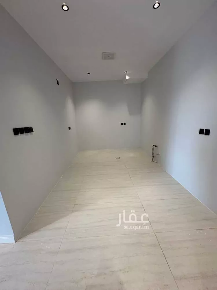 عمارة للبيع في شارع السويدي العام الفرعي, حي السويدي, مدينة الرياض, منطقة الرياض صورة 4