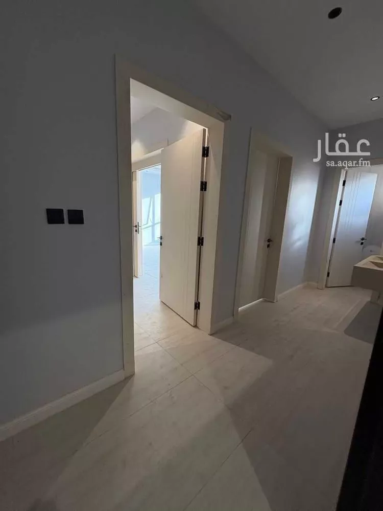 عمارة للبيع في شارع السويدي العام الفرعي, حي السويدي, مدينة الرياض, منطقة الرياض صورة 2